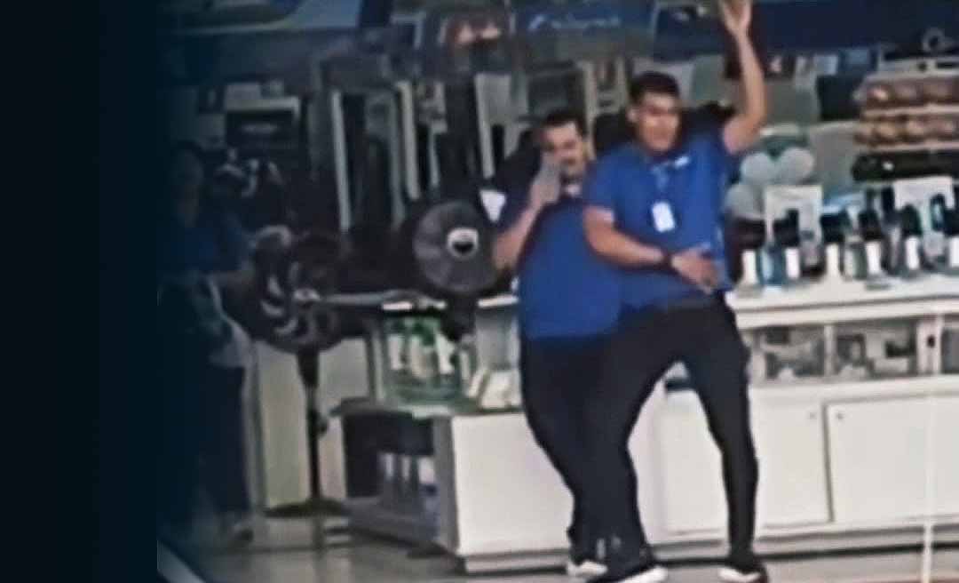 Crediário com coreografia: vendedor troca o “posso ajudar?” pelo “segue o passinho” em loja de Rio Branco