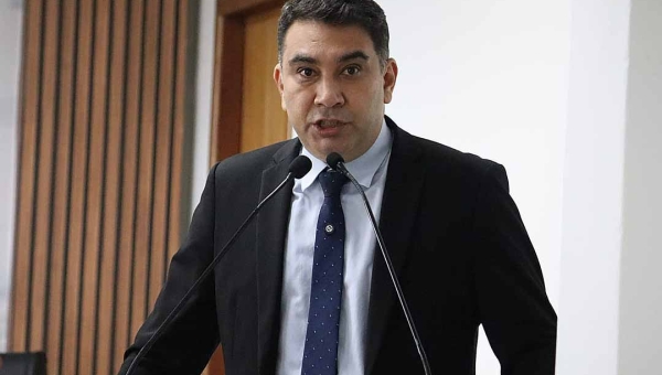 “Passa ano e entra ano, e só piora. Já chegamos ao limite”, afirma Samir Bestene sobre crise no transporte coletivo de Rio Branco