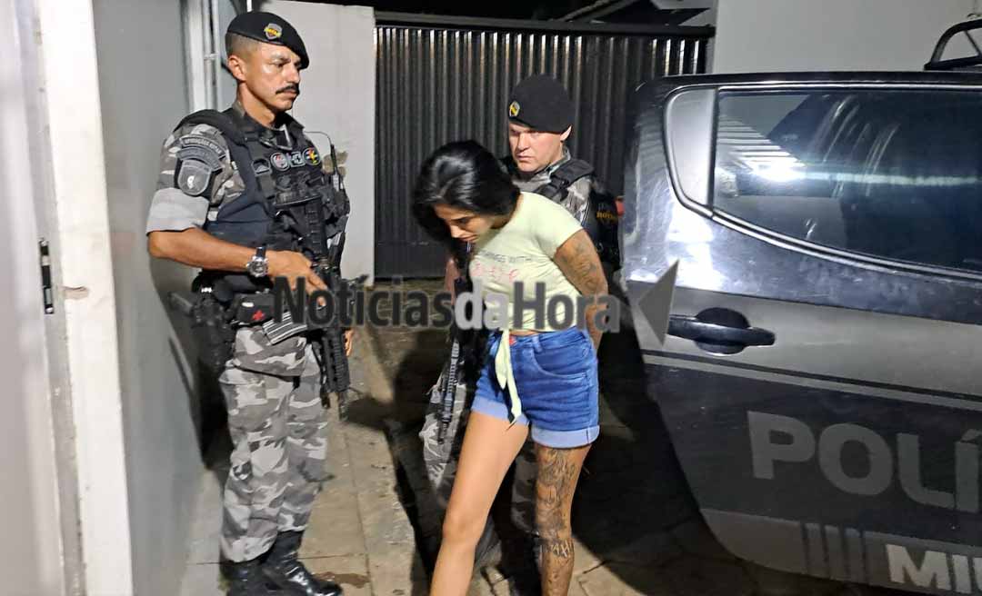Mulher é presa com entorpecentes durante ação do BOPE no bairro Nova Esperança