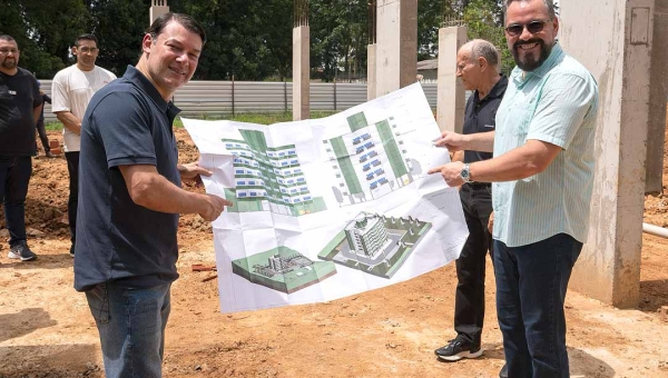 Alan Rick vistoria obras da nova Vila Militar do Exército e celebra: “Primeiro passo para a construção do maior Parque de Lazer de Rio Branco”