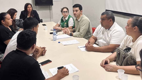 Governo do Acre se reúne com manifestantes e reafirma entrega da reforma do Hospital Geral de Feijó para abril