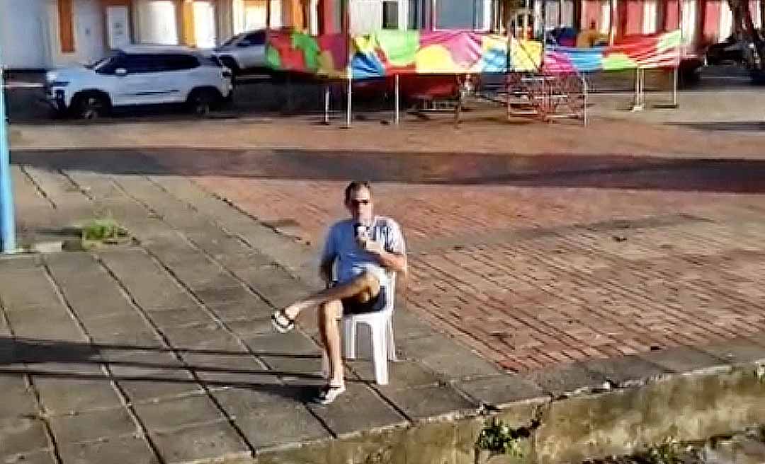 Inspirado na Rocinha, fotógrafo transforma ponto turístico de Rio Branco em “laje gourmet” amazônica e mostra que criatividade não depende de CEP