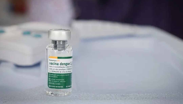 Butantan antecipa entrega de 1,3 mi de vacinas contra dengue ao SUS