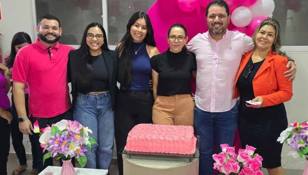 Sob o comando de João Marcos Luz, mulheres da Assistência Social e Direitos Humanos são homenageadas