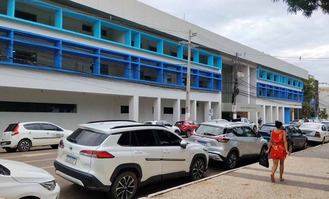 dinheiro no caixa Image