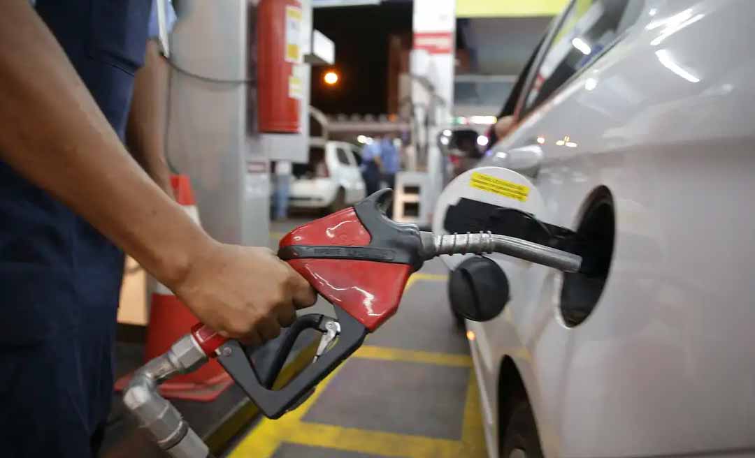 Governo federal pede ao Cade para investigar aumento dos combustíveis