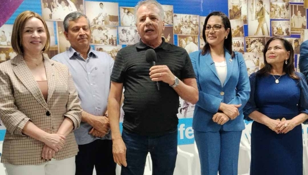 “Vamos acabar com o preconceito”, diz Vagner Sales ao defender voto em mulher: “Lá em casa quem manda são as mulheres”