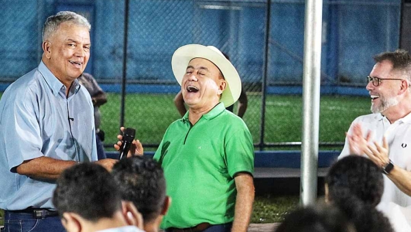 “Queremos a juventude ocupando o tempo com esporte”, diz Bocalom na reinauguração de quadra com emenda de Petecão