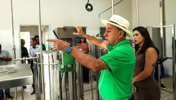 Prefeitura de Rio Branco conclui instalação da fábrica de leite de soja para reforçar segurança alimentar