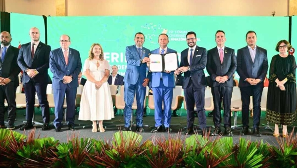 Camelí reafirma compromisso do Estado com as políticas ambientais na posse do novo presidente do Fórum da Amazônia Legal