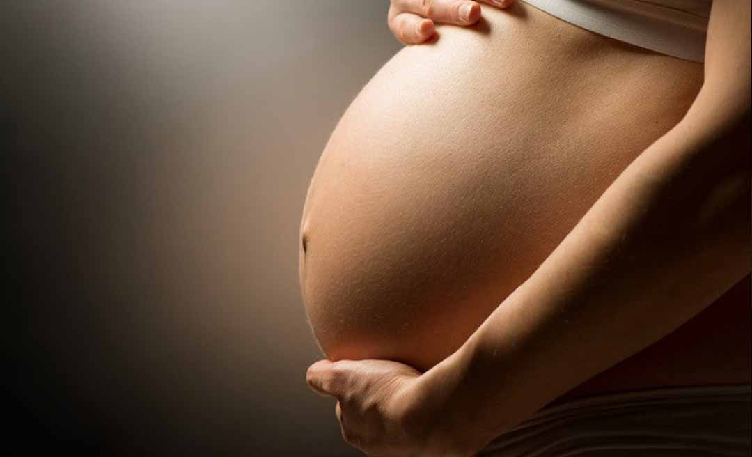 Governo federal cria programa para apoiar professoras gestantes e mães na pós-graduação