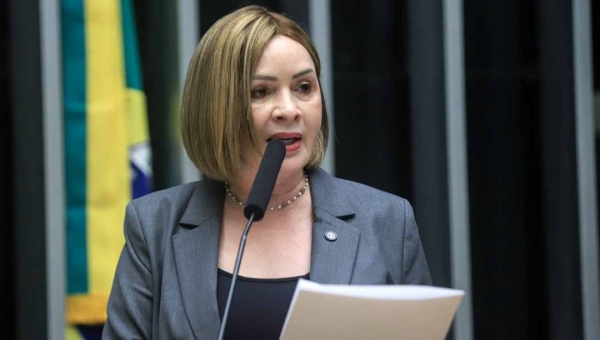 Socorro Neri manifesta apoio à PEC que garante financiamento mínimo para a assistência social