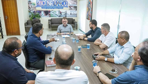Prefeitura de Rio Branco institui Grupo de Trabalho para avaliar transporte coletivo na capital