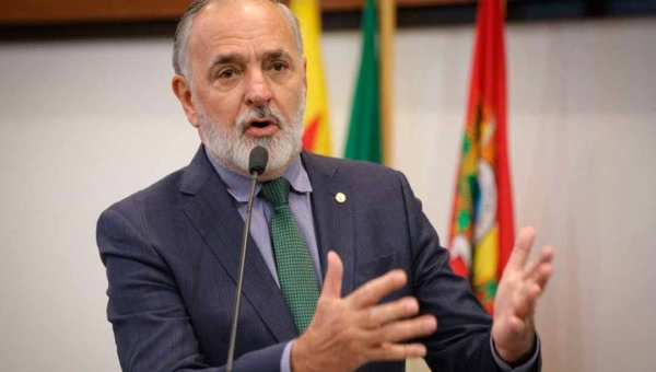 Tchê reclama da demora na liberação das emendas parlamentares: ‘as instituições estão cobrando’