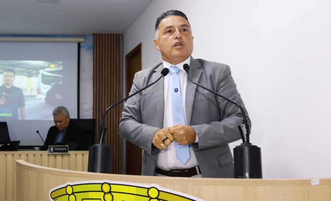 “Ricco nunca mais”, dispara Eber Machado ao pedir intervenção de Alysson no transporte público da Capital