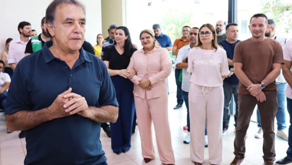 Secretário José Bestene reforça humanização durante visita à Maternidade Bárbara Heliodora, em Rio Branco