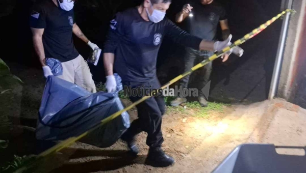 Incêndio em residência mata idosa cadeirante no bairro Montanhês, em Rio Branco