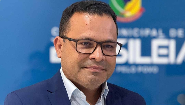 Após alerta de Tadeu, governo esclarece situação do Ramal Icuriã e apresenta prazos
