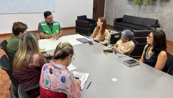 Estado recebe técnica do Ministério da Educação para garantir apoio à vítimas de tragédia em escola de Rio Branco