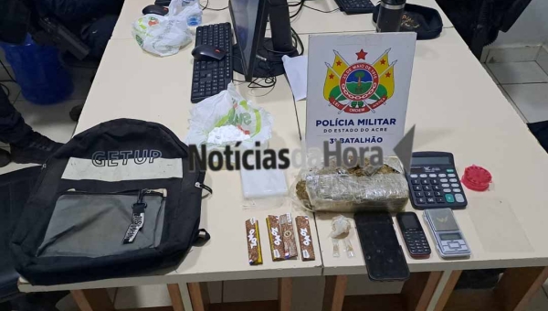 Denúncia anônima leva PM a apreender quase 1 kg de drogas em residência no Tancredo Neves