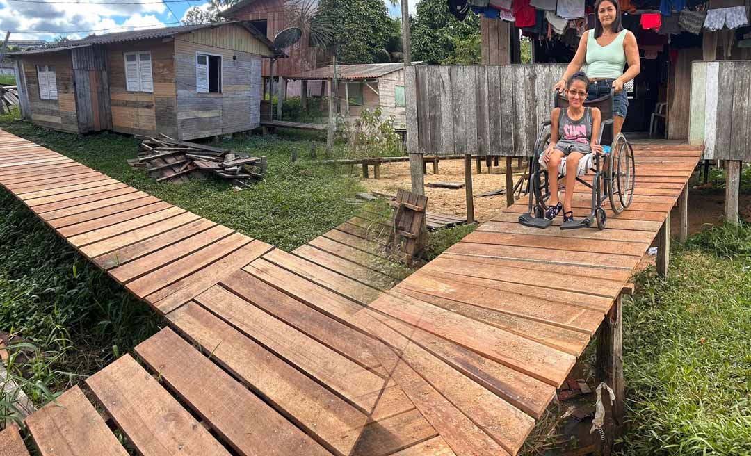 Prefeitura de Cruzeiro do Sul amplia construção de trapiches para garantir acesso e segurança