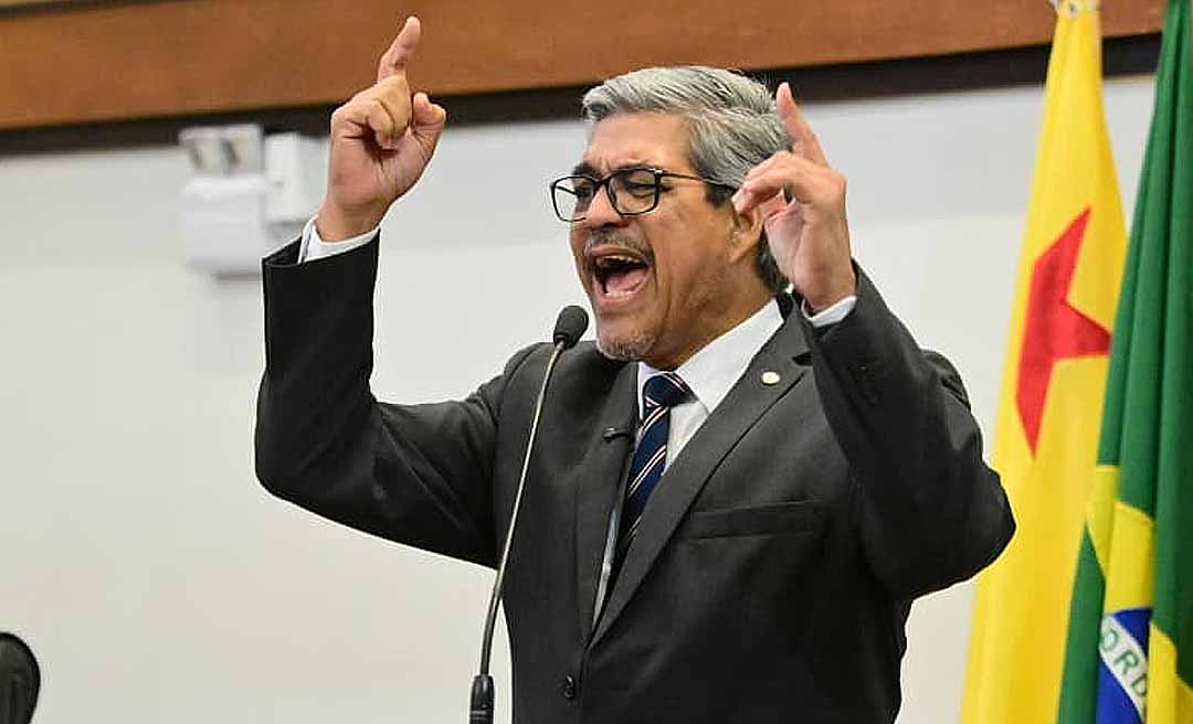 Edvaldo rebate narrativa de Calixto de que aprovação de projeto da Defensoria geraria desconforto entre os poderes